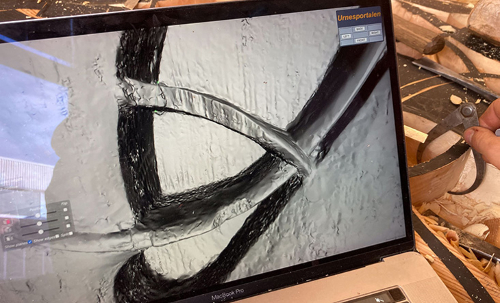 3D scanning Urnes portalen.jpg