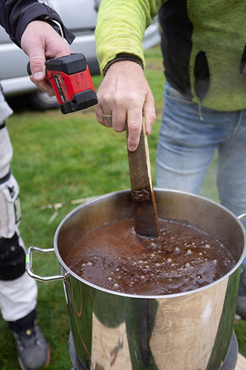 Kjele m tjære 6508.jpg