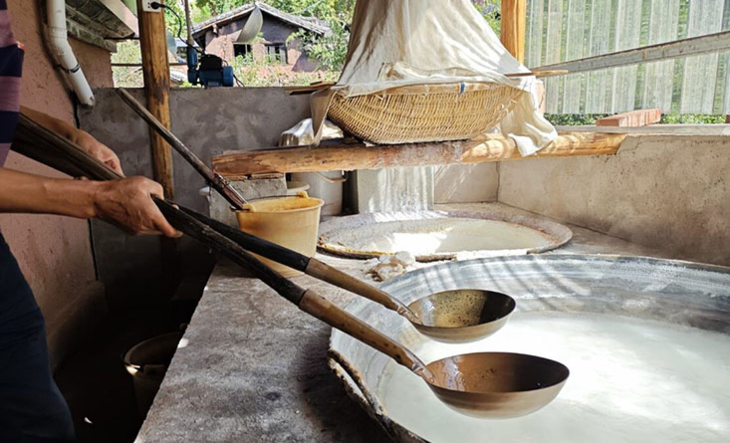 3. Dokumentasjon av verktøy var en viktig del av feltarbeidet.jpg